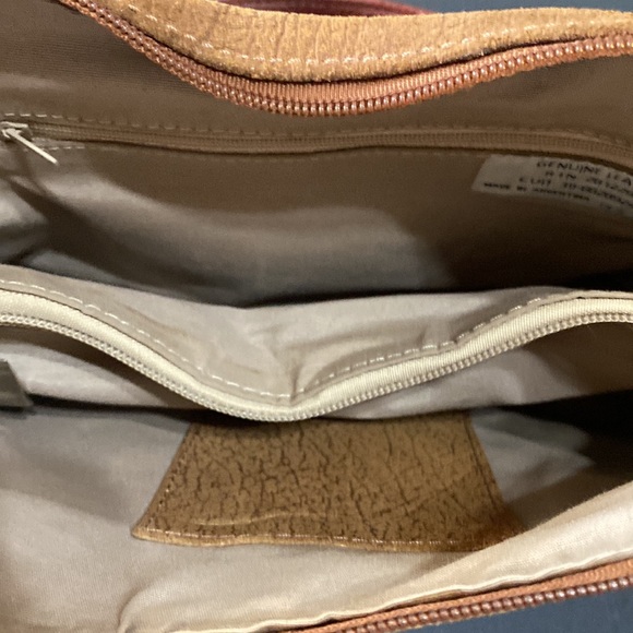 WT leather purse; 8x13” - Picture 7 of 8